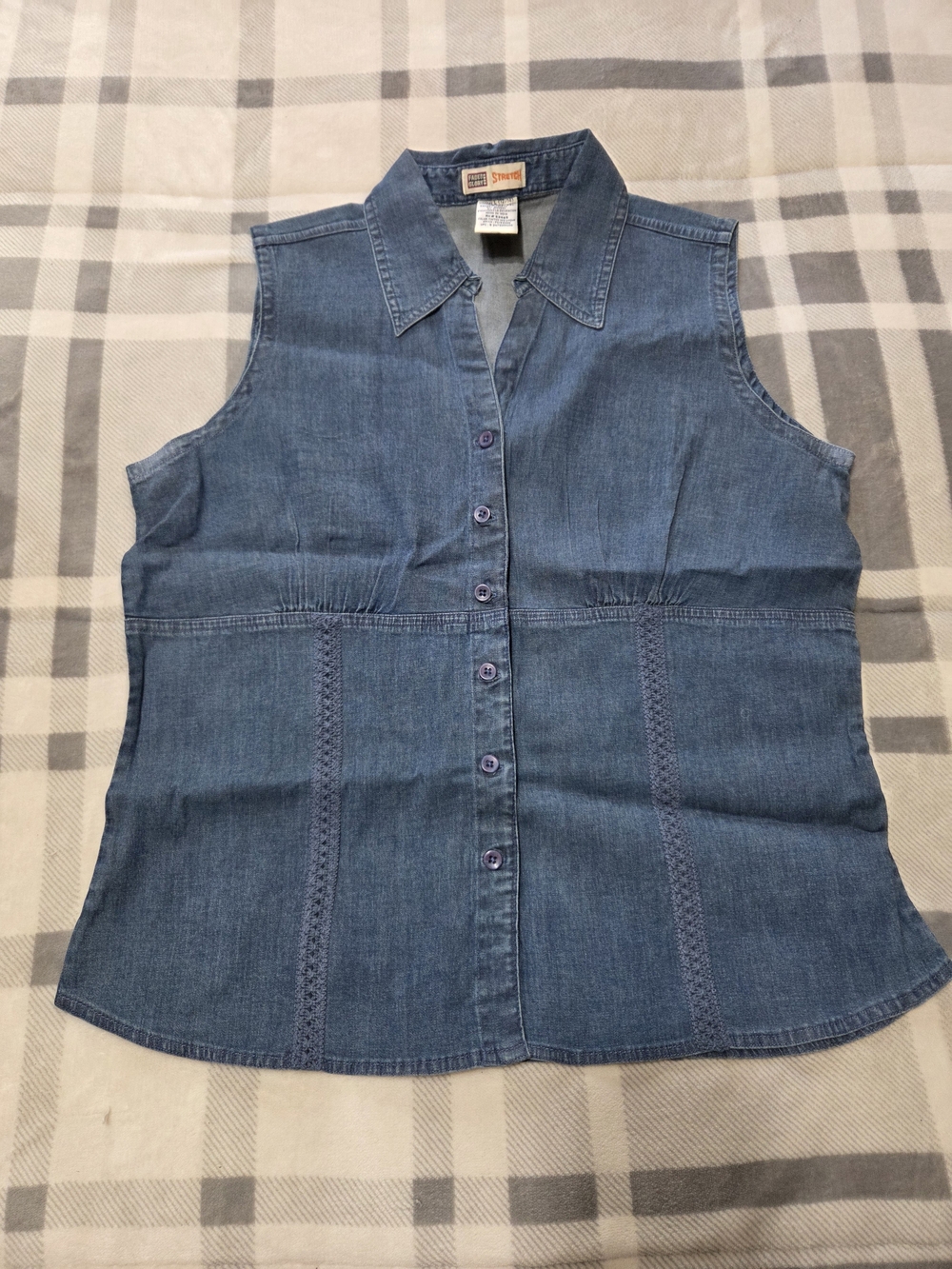 Faded Glory Sleeveless Denim Button-Down Top